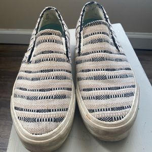 Seavees Anthropologie Women's baja Slip on Platform Embroidered Cotton- Size 7